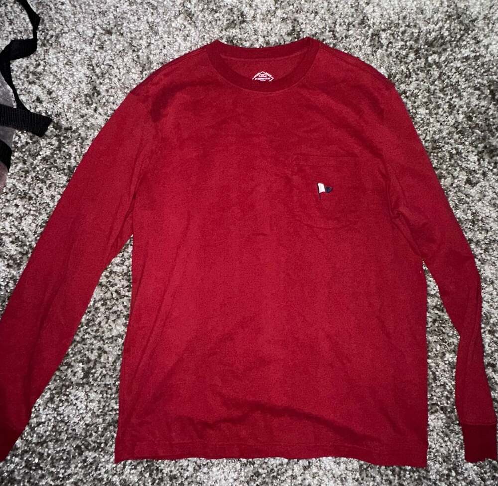 St. John's Bay Red Long Sleeve Pocket T-Shirt Classic Fit Size L